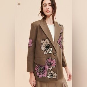 Dhruv Kapoor Floral Embellished Blazer ⚜️